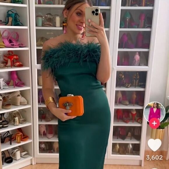 BLOGGER’S FAVE | NWT Zara - Green Feather Satin Effect Strapless Dress - Picture 16 of 16